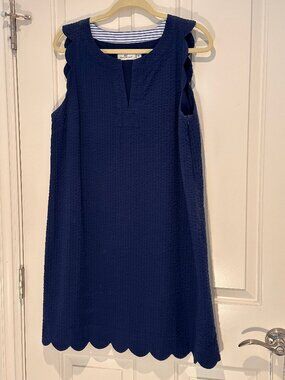 Vineyard Vines Summer Dress, navy seersucker, size 12